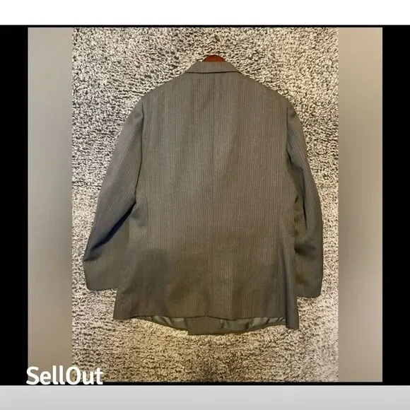 Men's Gray Pinstripe 2 Piece Suit Size 46 Classic Fit Formal Double Breasted